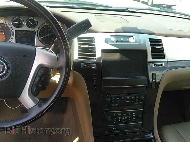 2011 Cadillac Escalade - VIN: 1GYS4BEF2BR126472 - Фото 4