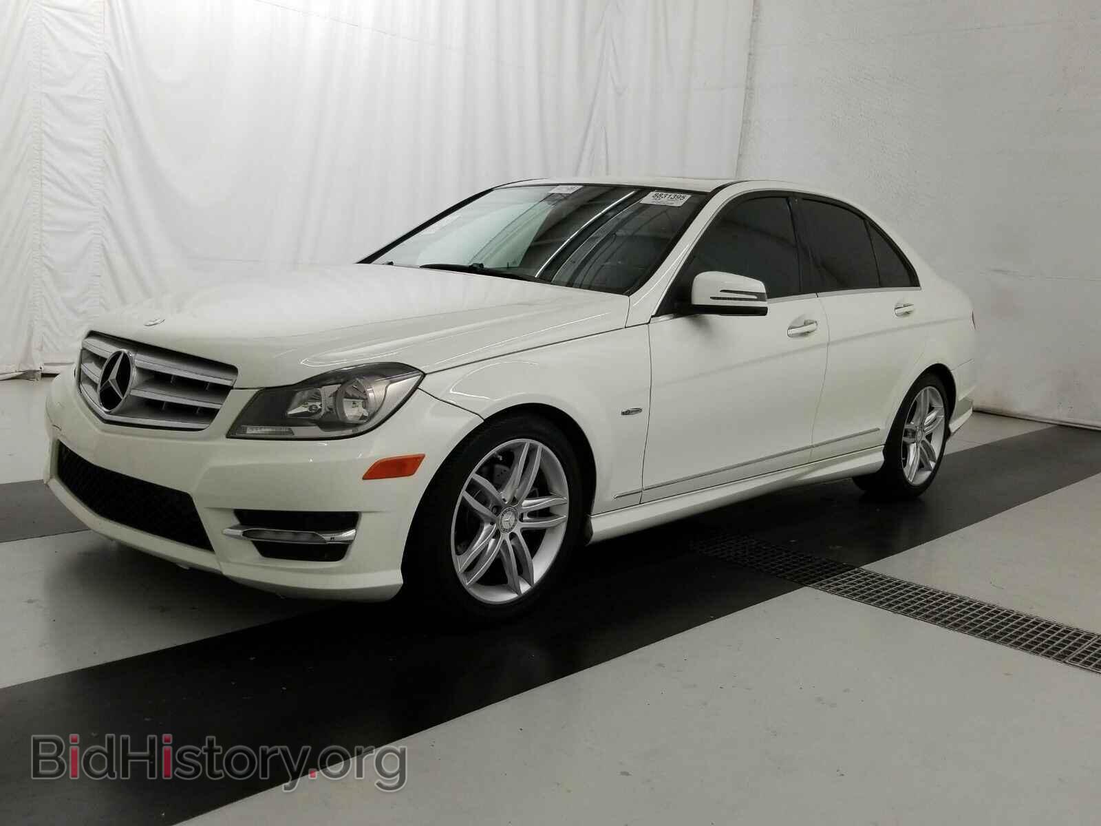 Фотография WDDGF4HB0CA602606 - Mercedes-Benz C-Class 2012