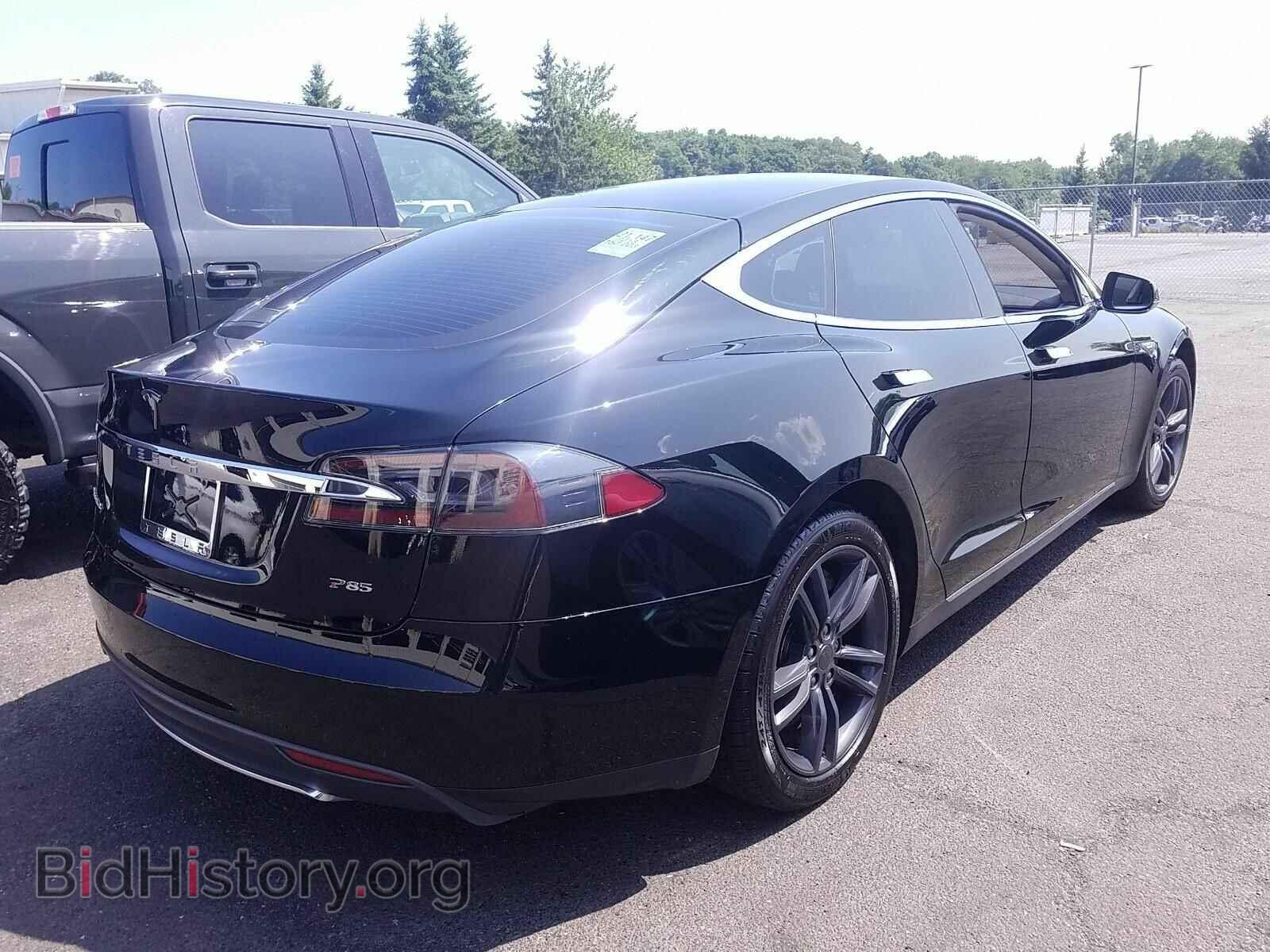 2013 Tesla Model S - VIN: 5YJSA1CP8DFP22599 - Photo 2