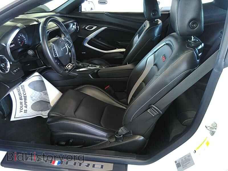 2019 Chevrolet Camaro - VIN: 1G1FH1R74K0108321 - Фото 3