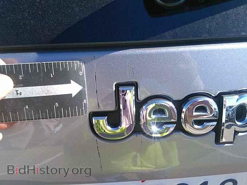 2019 Jeep Cherokee - VIN: 1C4PJMLB2KD313692 - Фото 8