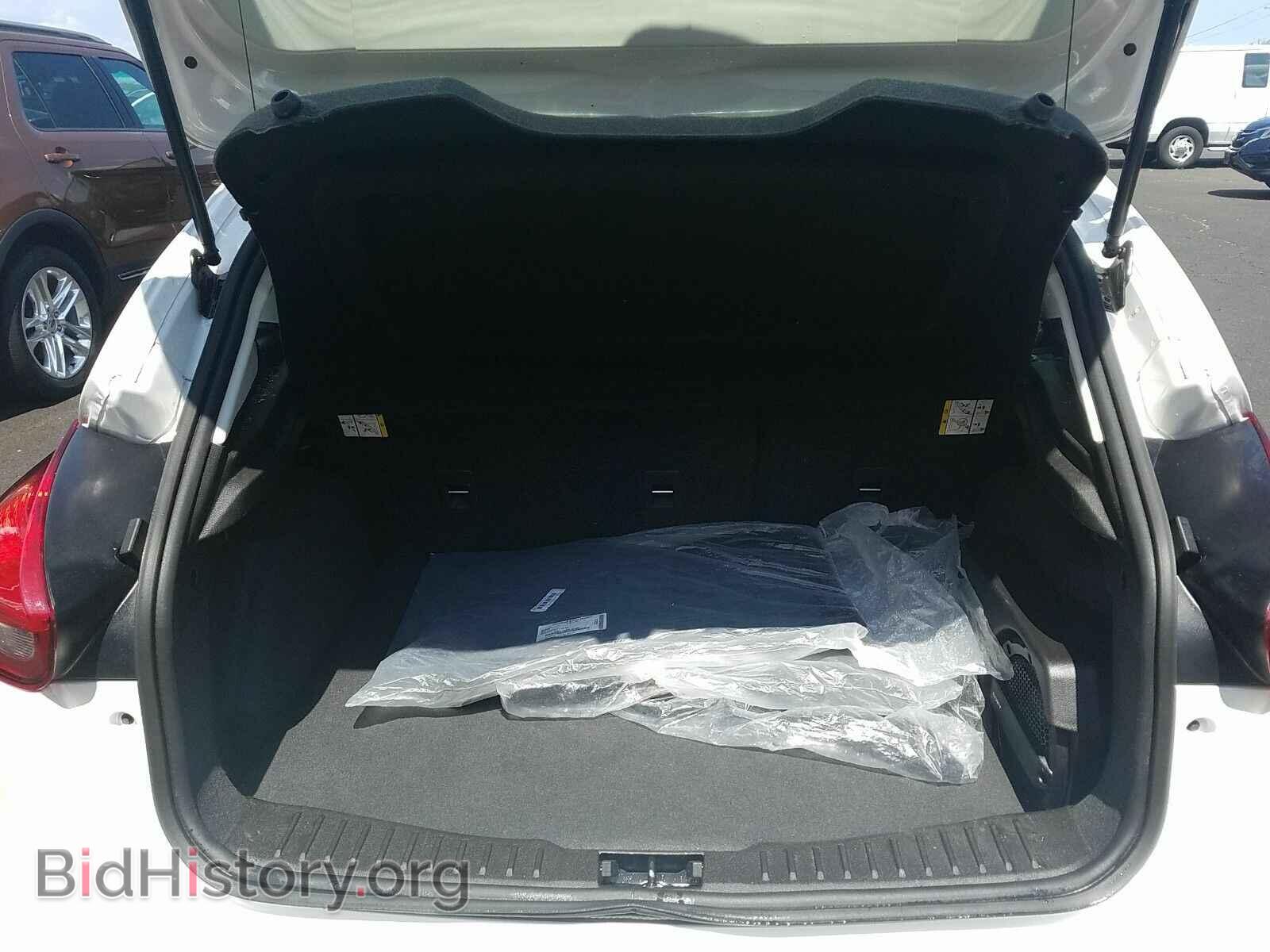2016 Ford Focus - VIN: 1FADP3N28GL334901 - Photo 7