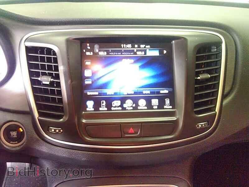 2016 Chrysler 200 - VIN: 1C3CCCAB3GN167783 - Фото 4