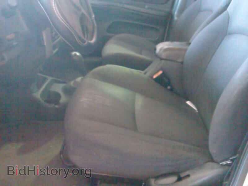 2004 Dodge Neon - VIN: 1B3ES56C64D619829 - Фото 3