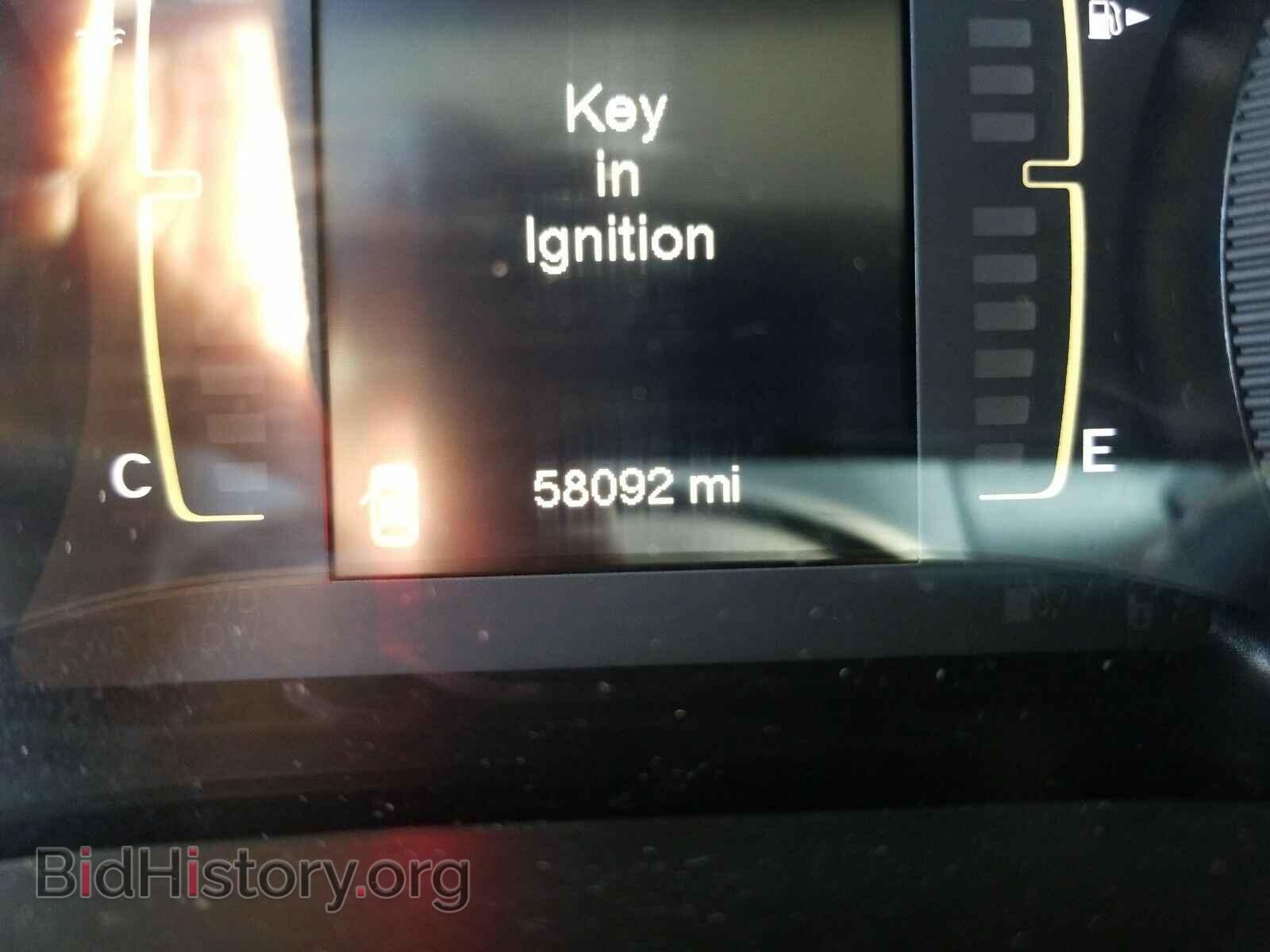 2018 Jeep Cherokee - VIN: 1C4PJMCX6JD586919 - Фото 5