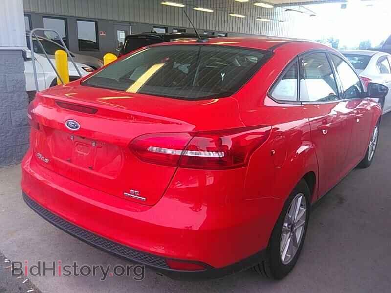 2016 Ford Focus - VIN: 1FADP3F21GL244276 - Фото 2