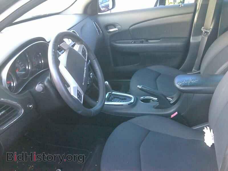 2013 Chrysler 200 - VIN: 1C3CCBBB2DN738796 - Фото 3