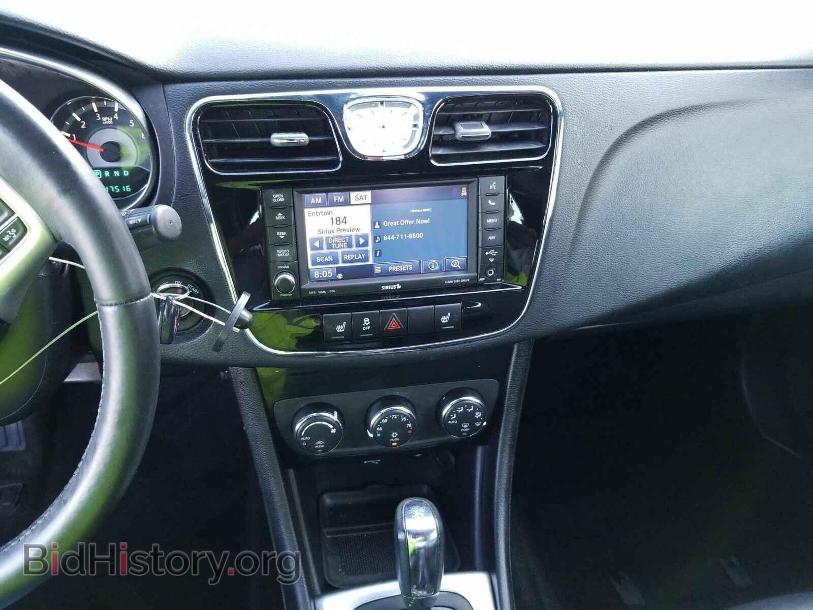 2013 Chrysler 200 - VIN: 1C3CCBCB0DN624083 - Фото 4