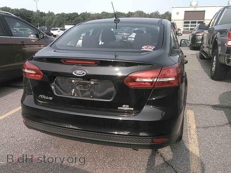 2016 Ford Focus - VIN: 1FADP3F27GL343703 - Photo 2