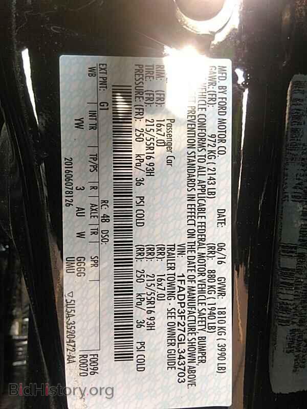 2016 Ford Focus - VIN: 1FADP3F27GL343703 - Photo 6