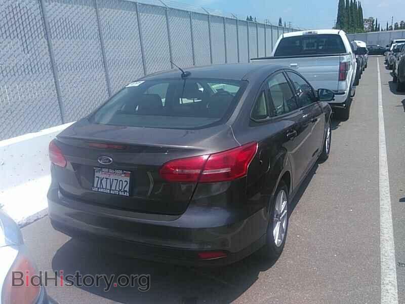 2015 Ford Focus - VIN: 1FADP3F23FL295566 - Фото 2