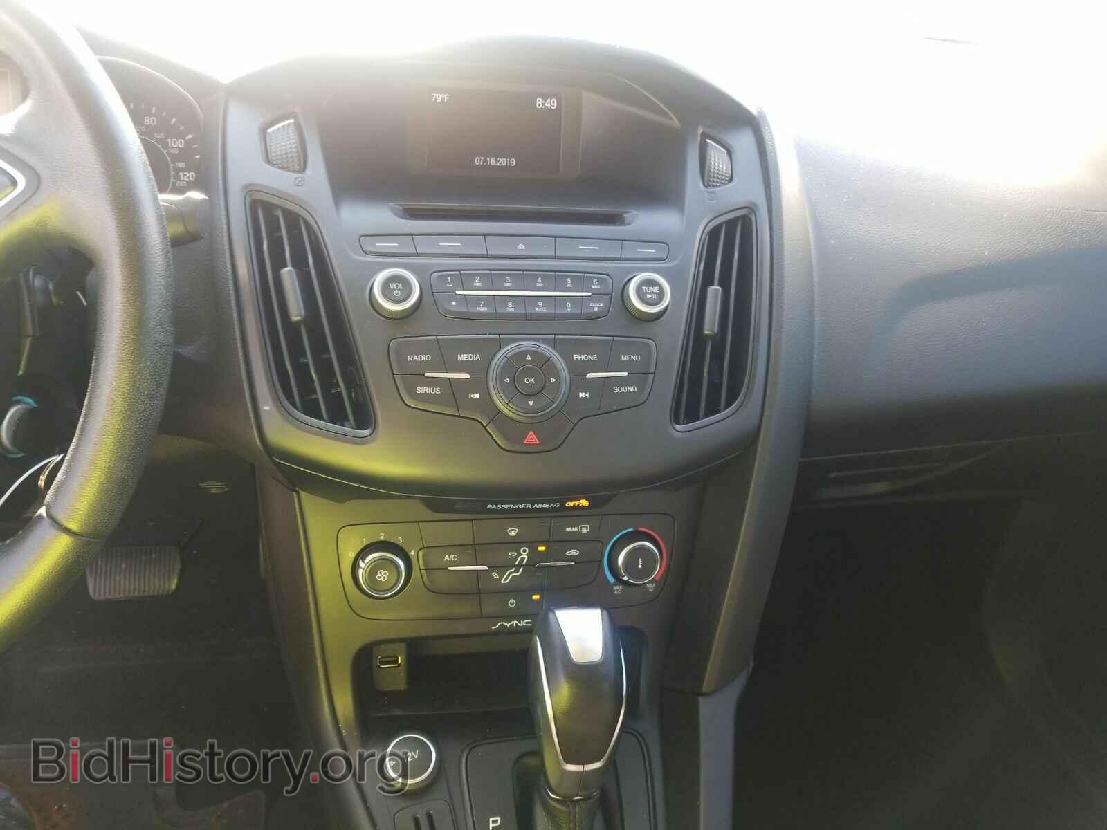 2016 Ford Focus - VIN: 1FADP3F29GL254151 - Фото 4