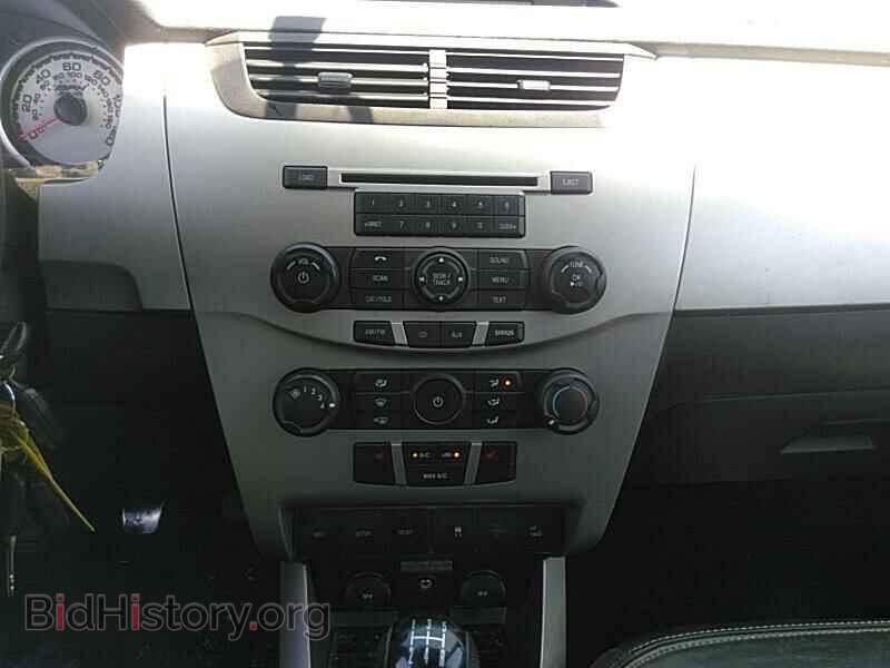 2009 Ford Focus - VIN: 1FAHP33N19W167393 - Фото 4
