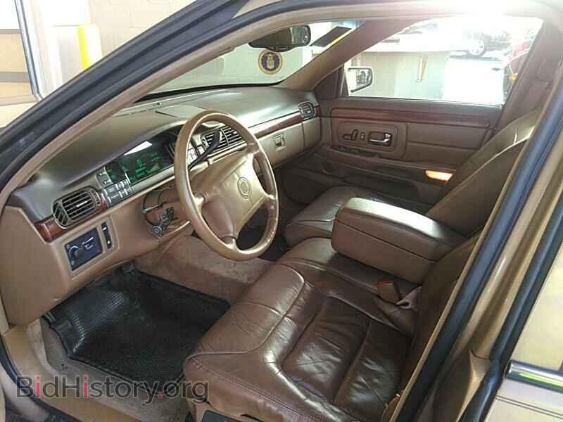1998 Cadillac Deville - VIN: 1G6KD54Y8WU804321 - Photo 3
