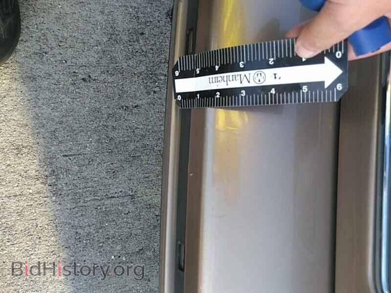 1998 Cadillac Deville - VIN: 1G6KD54Y8WU804321 - Photo 8