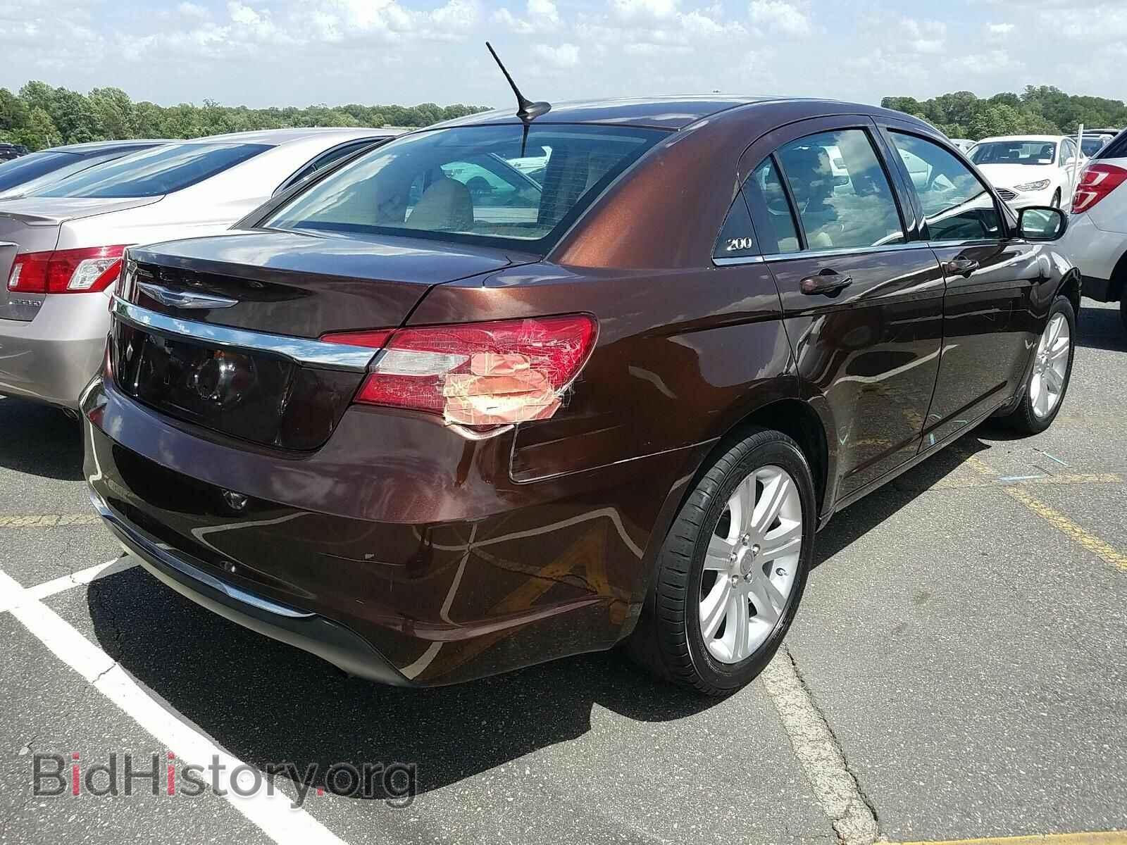 2013 Chrysler 200 - VIN: 1C3CCBBB6DN600209 - Фото 2