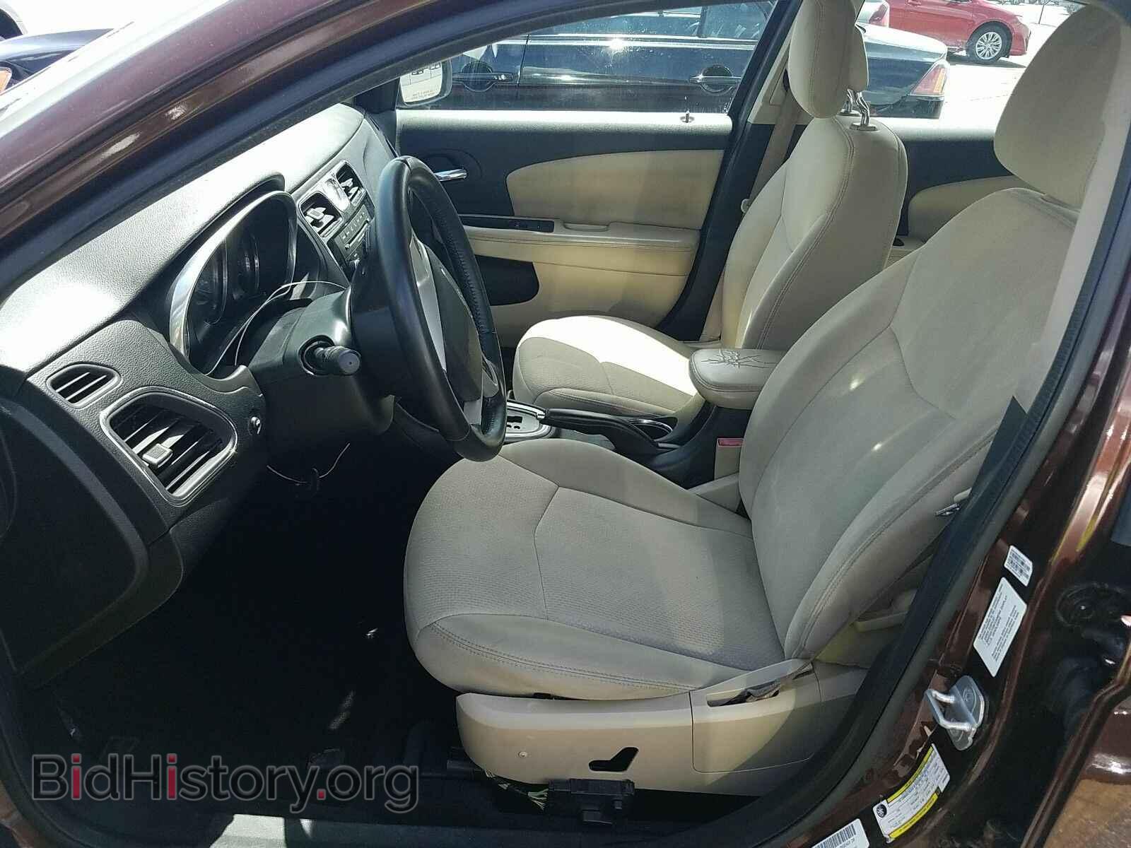 2013 Chrysler 200 - VIN: 1C3CCBBB6DN600209 - Фото 3