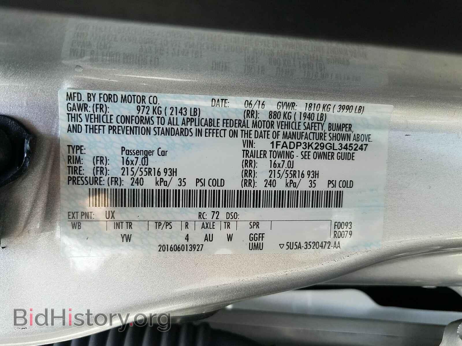 2016 Ford Focus - VIN: 1FADP3K29GL345247 - Photo 6