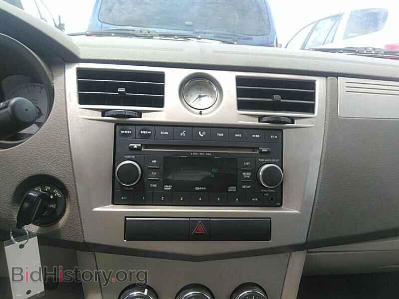 2008 Chrysler Sebring - VIN: 1C3LC45KX8N674410 - Фото 4