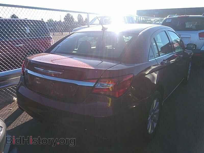 2013 Chrysler 200 - VIN: 1C3CCBBB5DN612528 - Фото 2