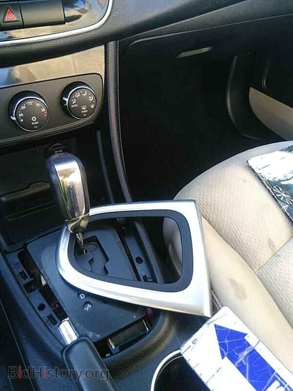 2013 Chrysler 200 - VIN: 1C3CCBBB5DN612528 - Фото 9