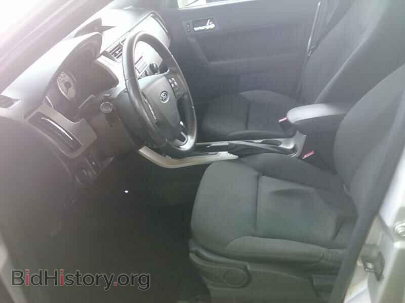 2009 Ford Focus - VIN: 1FAHP36N09W122697 - Фото 3
