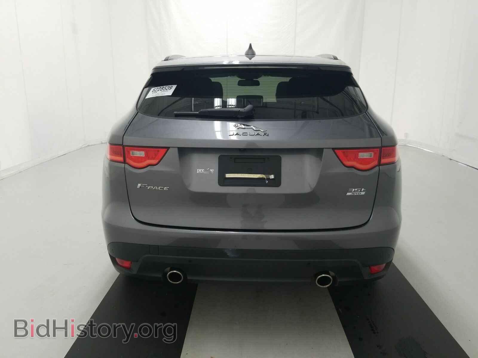 2017 Jaguar F-PACE - VIN: SADCK2BVXHA069123 - Фото 5
