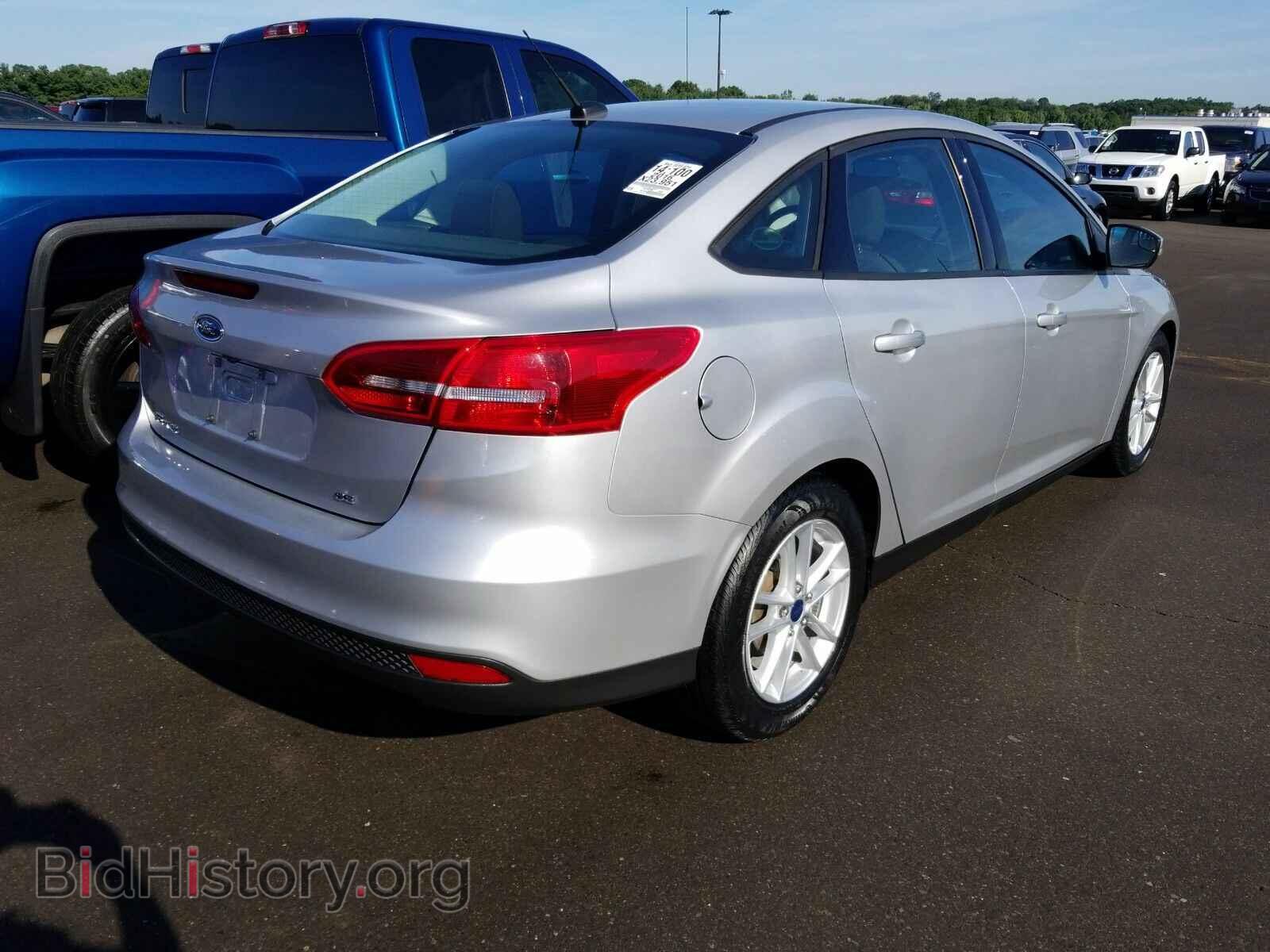 2016 Ford Focus - VIN: 1FADP3F29GL265831 - Photo 2