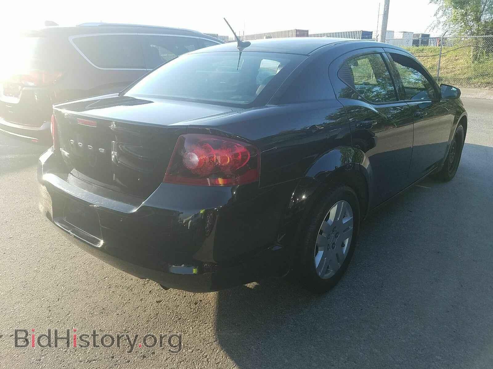 2011 Dodge Avenger - VIN: 1B3BD4FB1BN579410 - Фото 2