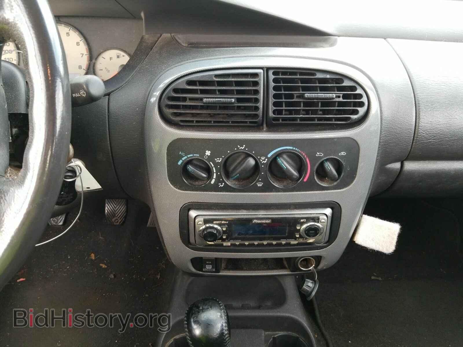 2000 Dodge Neon - VIN: 1B3ES46CXYD746745 - Фото 4