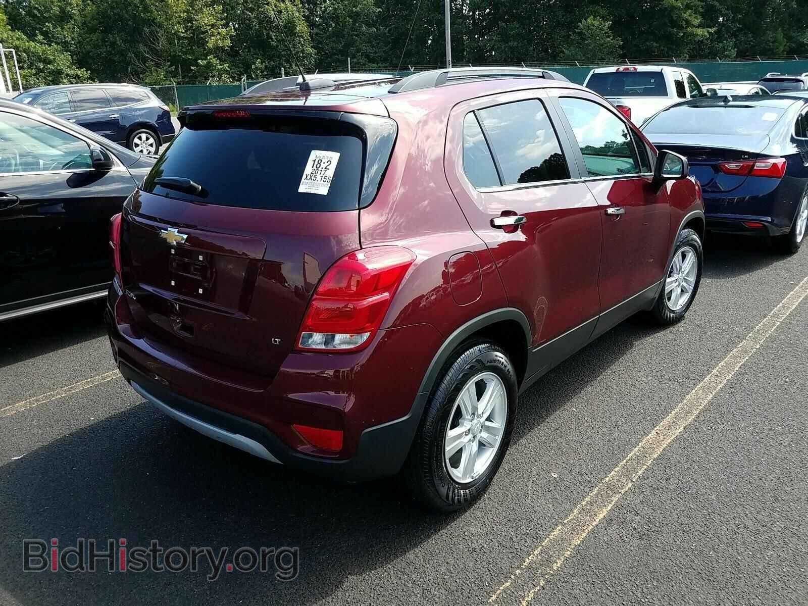 2017 Chevrolet Trax - VIN: 3GNCJLSB3HL260912 - Фото 2