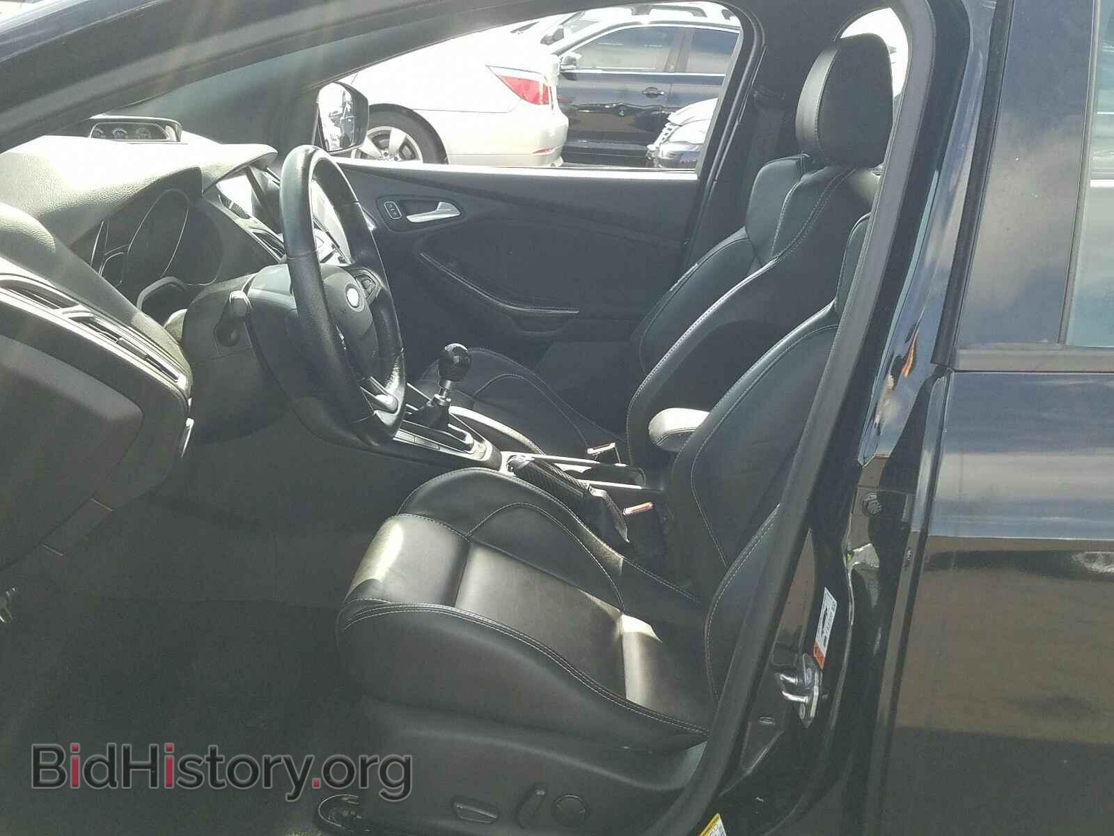 2018 Ford Focus - VIN: 1FADP3L93JL220621 - Фото 3