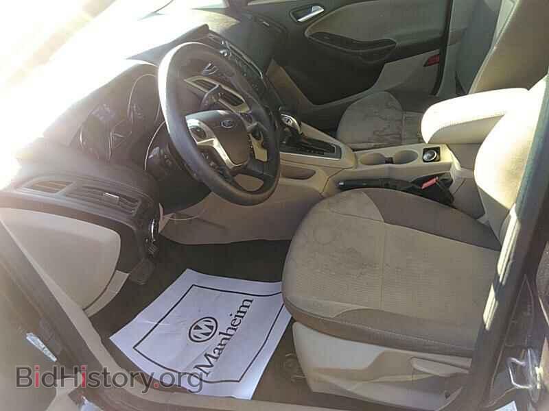 2013 Ford Focus - VIN: 1FADP3F22DL138687 - Фото 3
