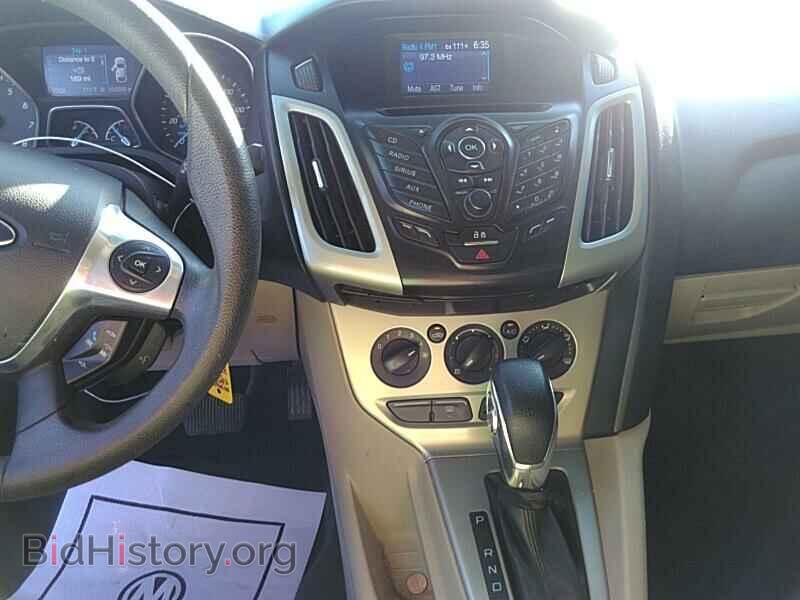 2013 Ford Focus - VIN: 1FADP3F22DL138687 - Фото 4