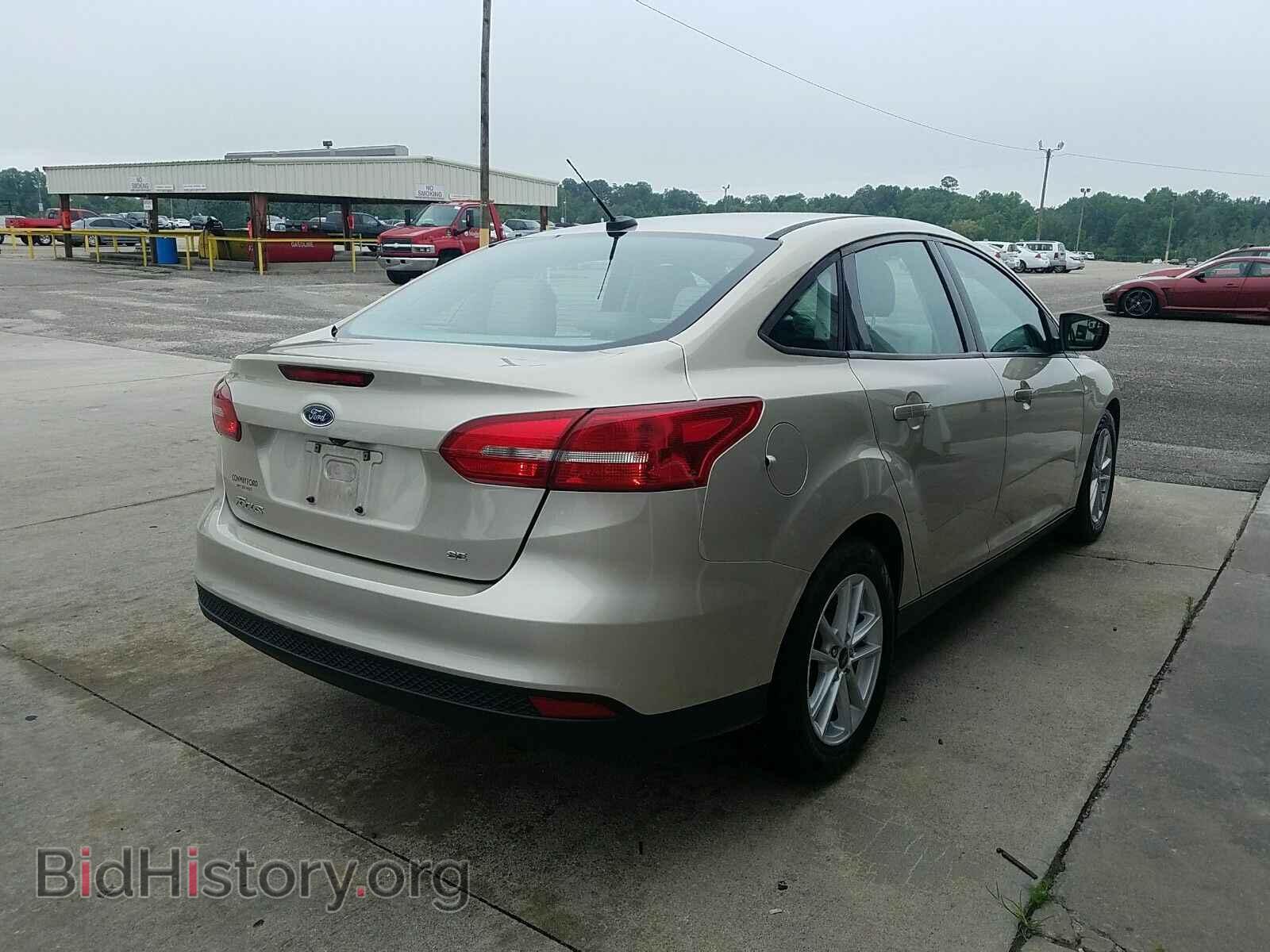2017 Ford Focus - VIN: 1FADP3F27HL274819 - Фото 2