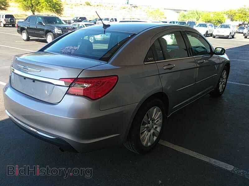 2013 Chrysler 200 - VIN: 1C3CCBABXDN636101 - Фото 2