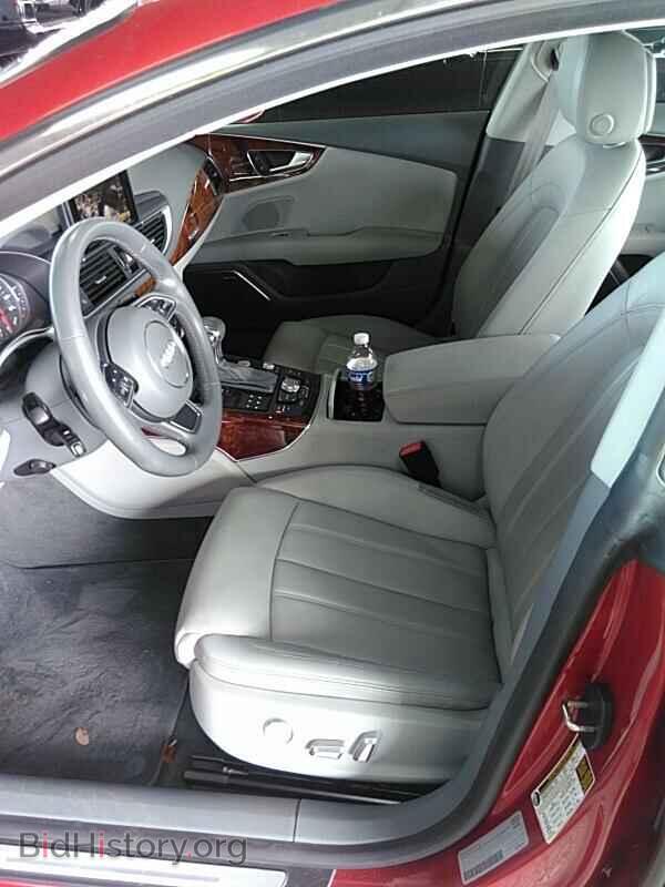 2012 Audi A7 - VIN: WAU3GAFC6CN051930 - Фото 3