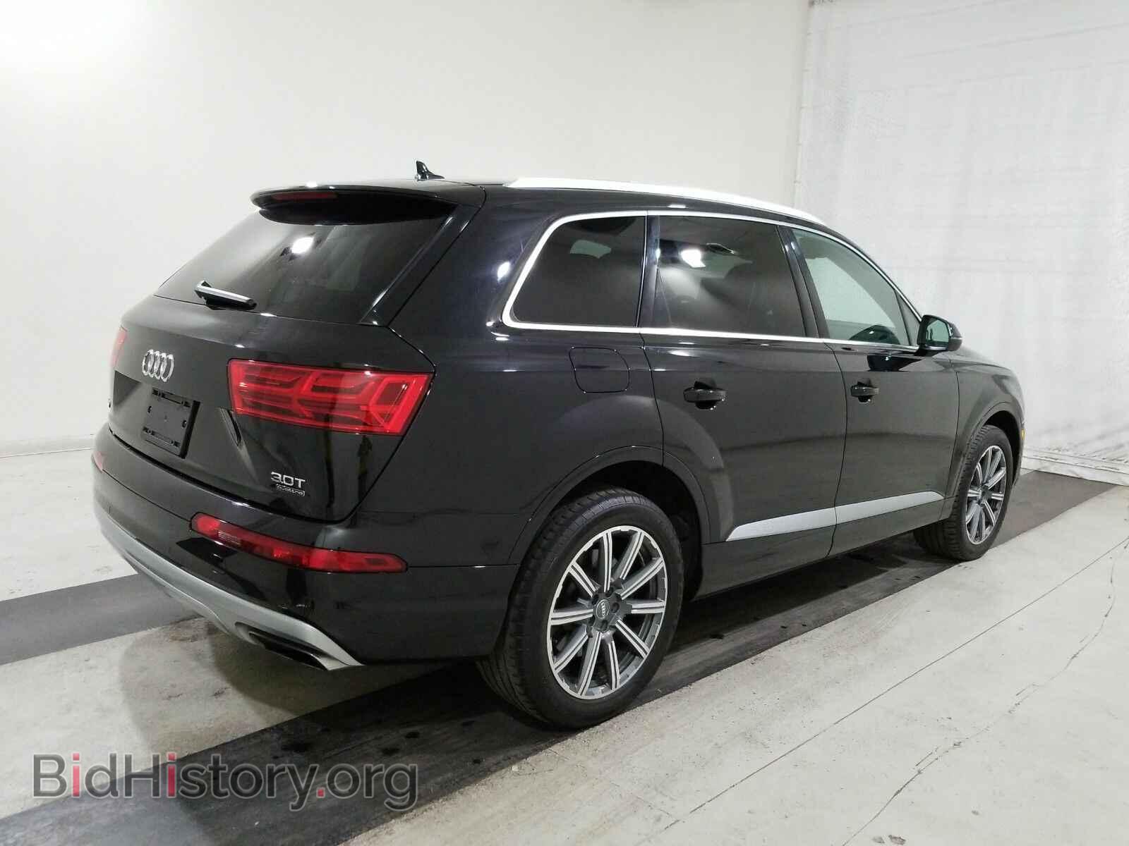 2017 Audi Q7 - VIN: WA1VAAF77HD022010 - Фото 4