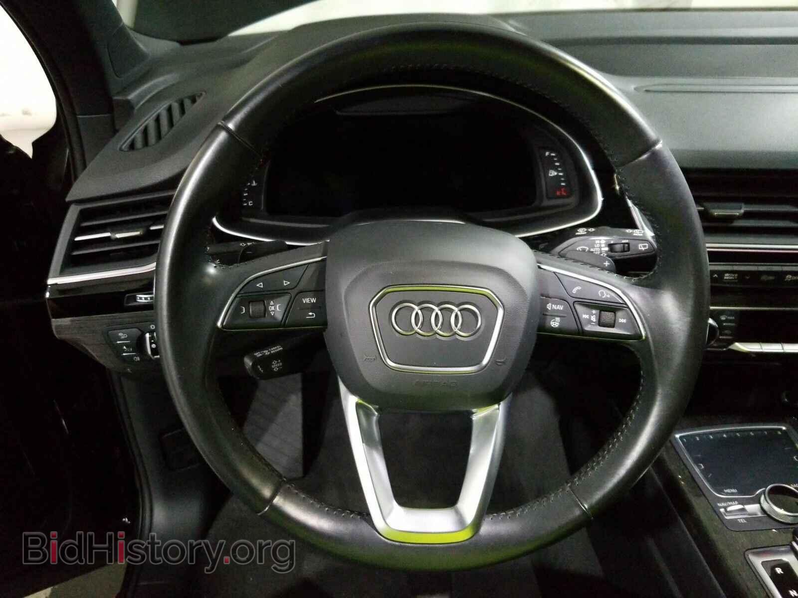 2017 Audi Q7 - VIN: WA1VAAF77HD022010 - Фото 10