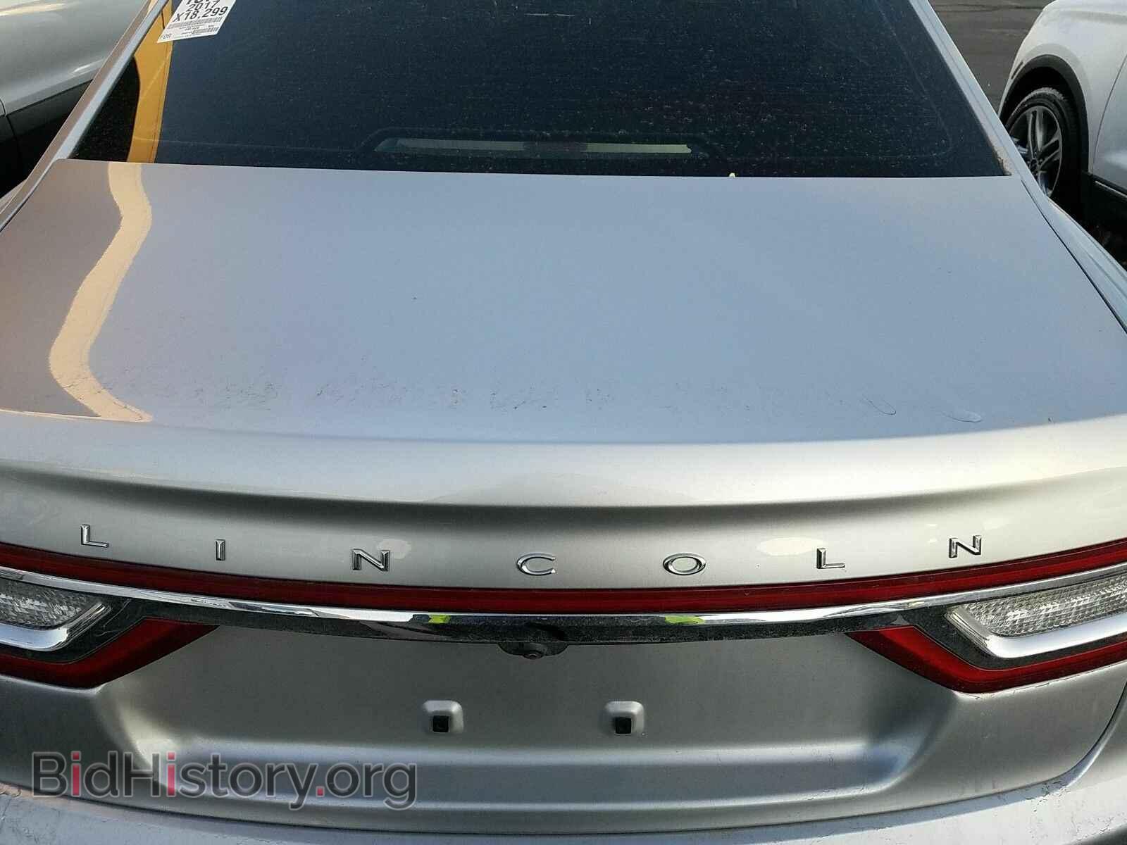2017 Lincoln Continental - VIN: 1LN6L9NC8H5609341 - Фото 7