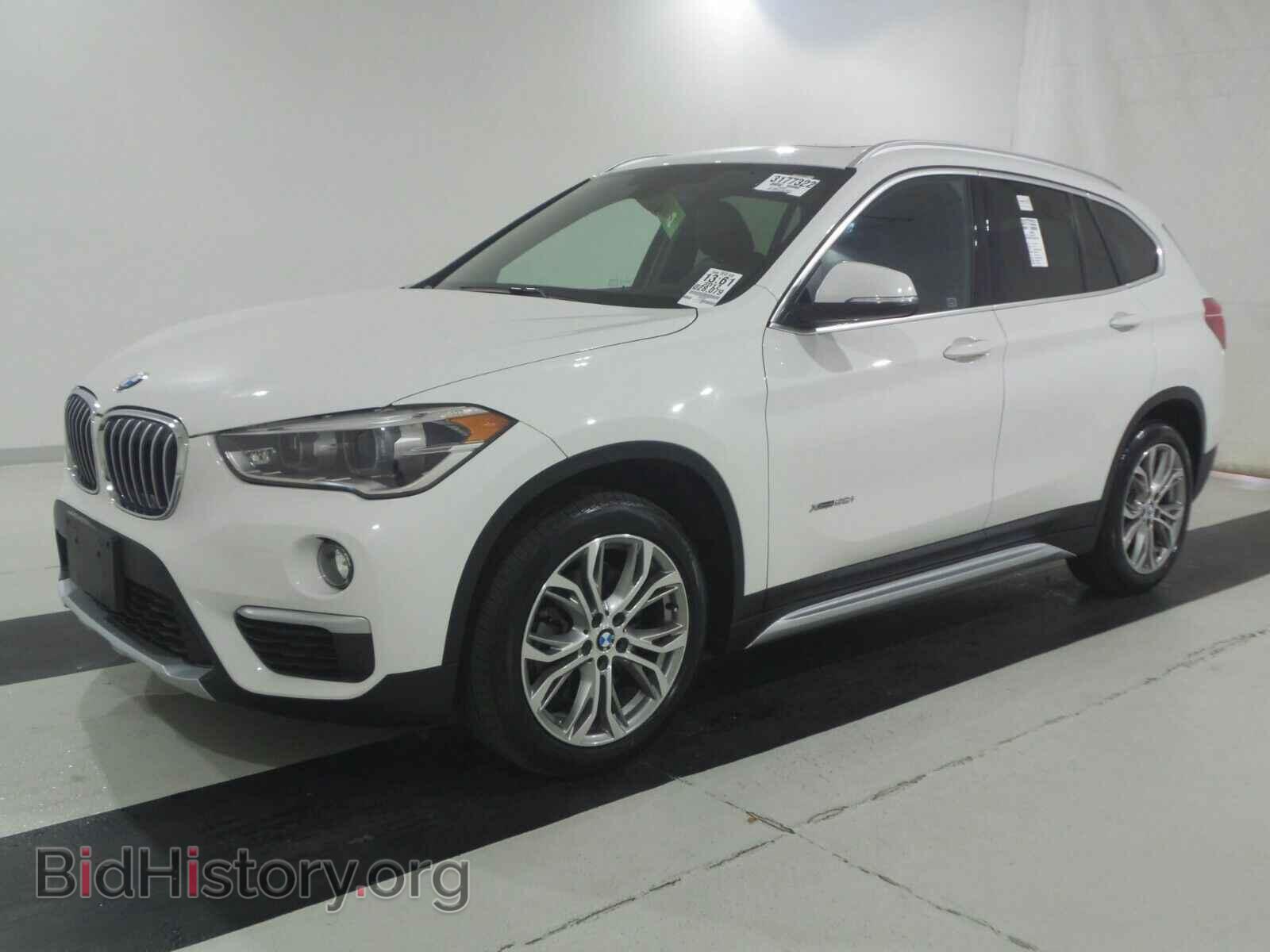 Photo WBXHT3C3XH5F79620 - BMW X1 2017