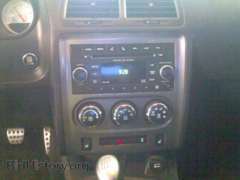 2014 Dodge Challenger - VIN: 2C3CDYBT4EH160798 - Photo 4