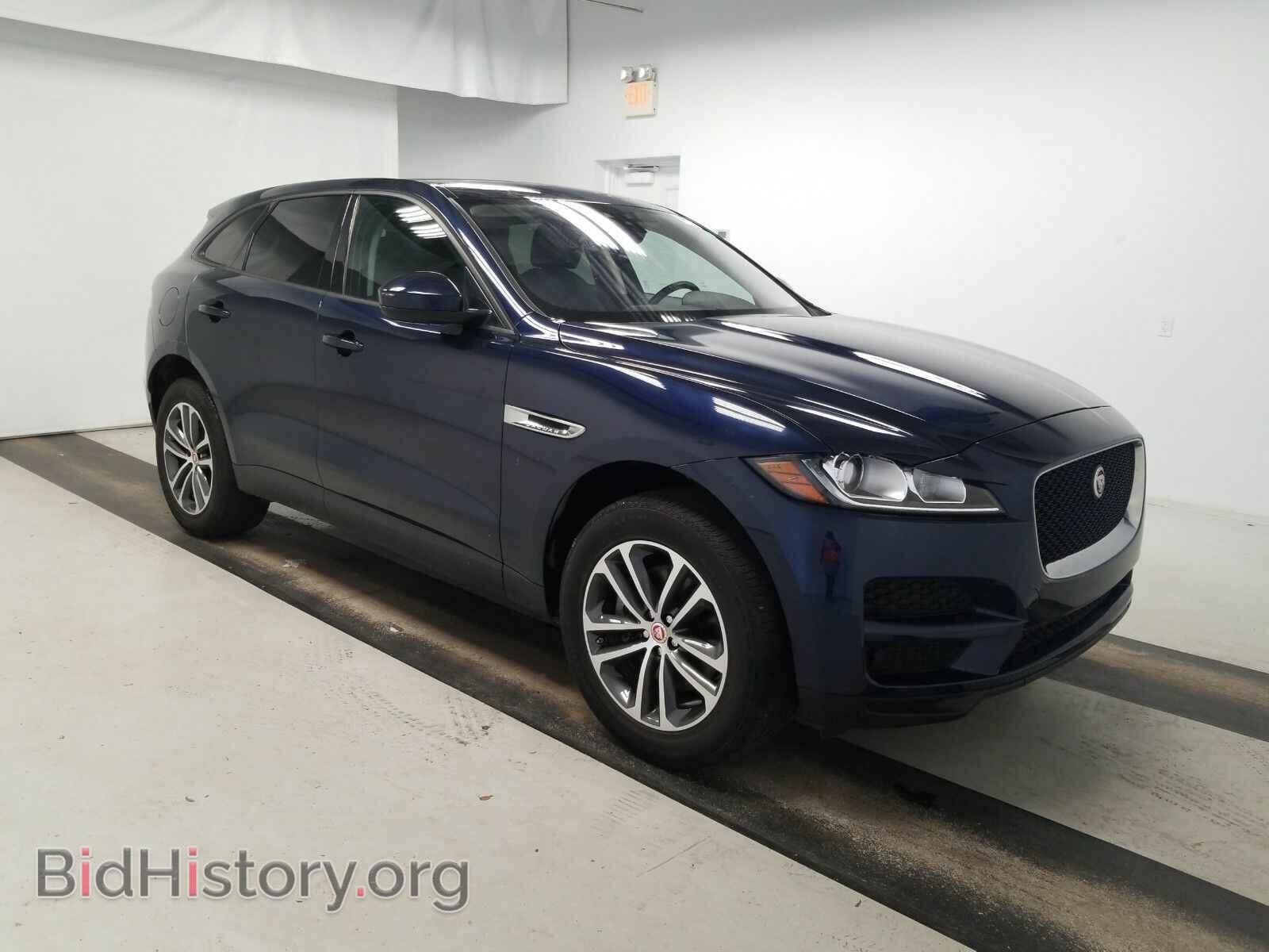 2017 Jaguar F-PACE - VIN: SADCJ2BVXHA061896 - Фото 3