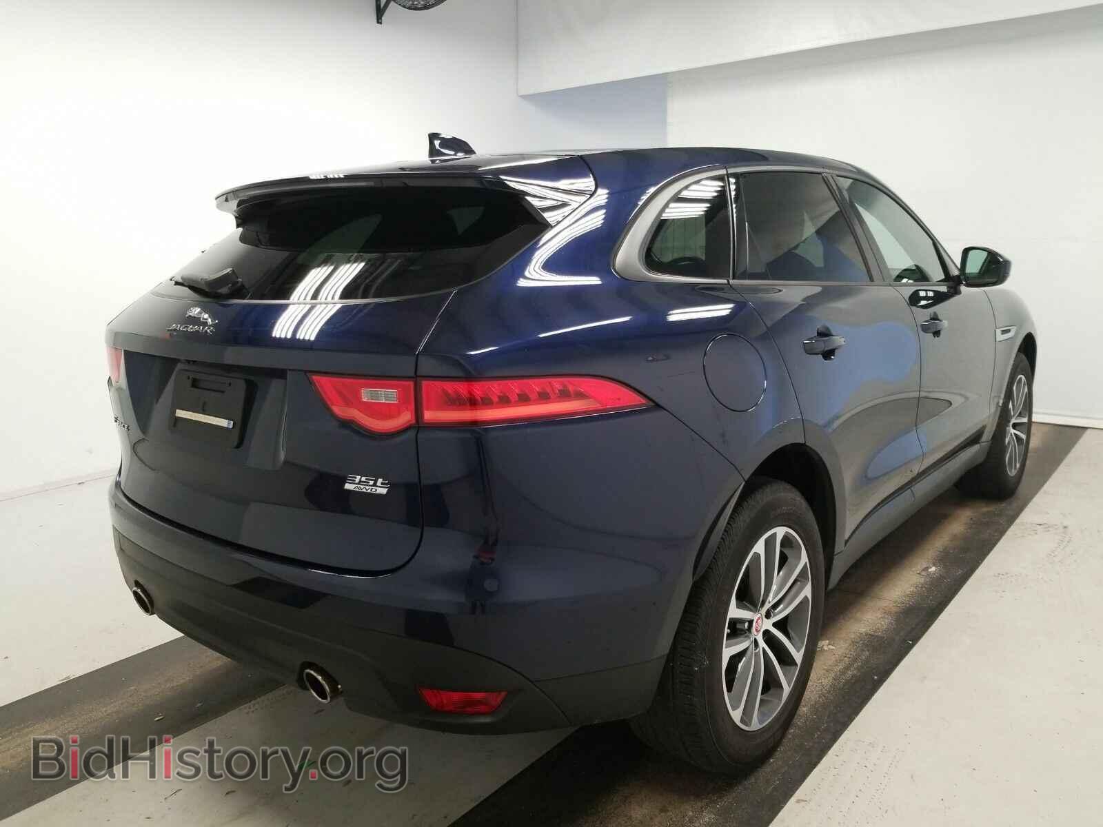 2017 Jaguar F-PACE - VIN: SADCJ2BVXHA061896 - Фото 4