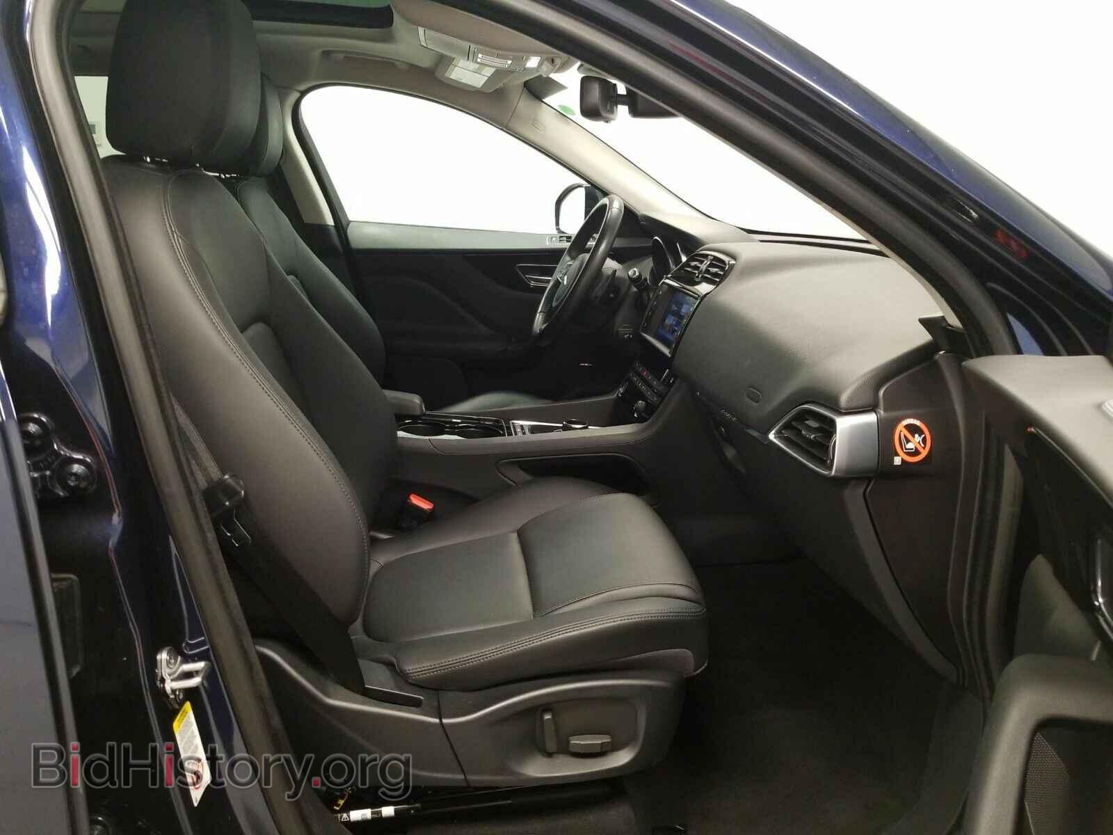 2017 Jaguar F-PACE - VIN: SADCJ2BVXHA061896 - Фото 8