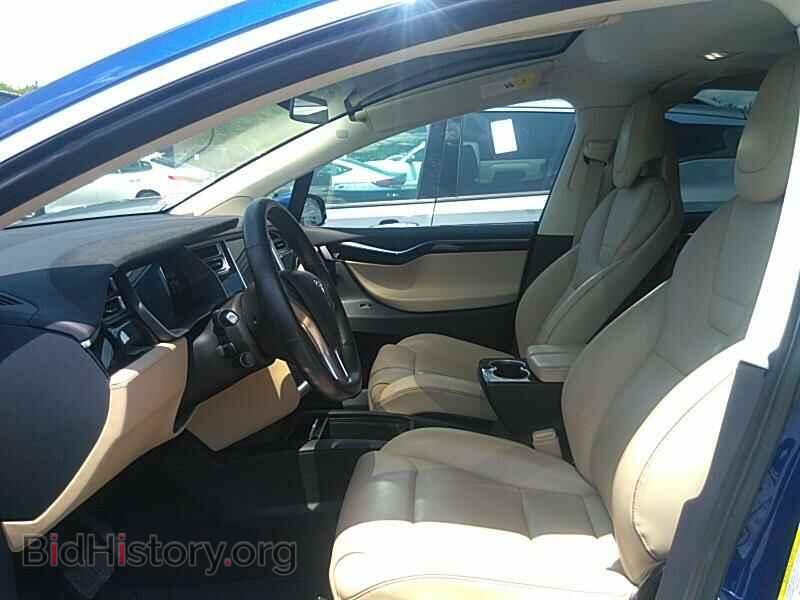 2016 Tesla Model X - VIN: 5YJXCBE2XGF007156 - Photo 3