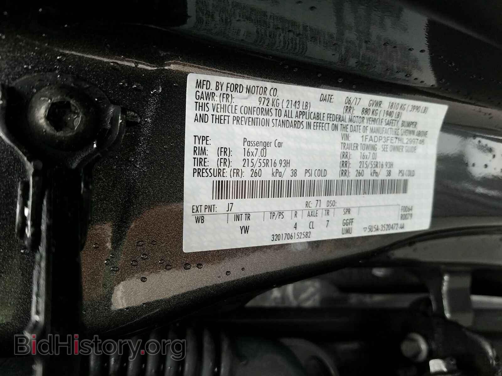 2017 Ford Focus - VIN: 1FADP3FE7HL299746 - Photo 6