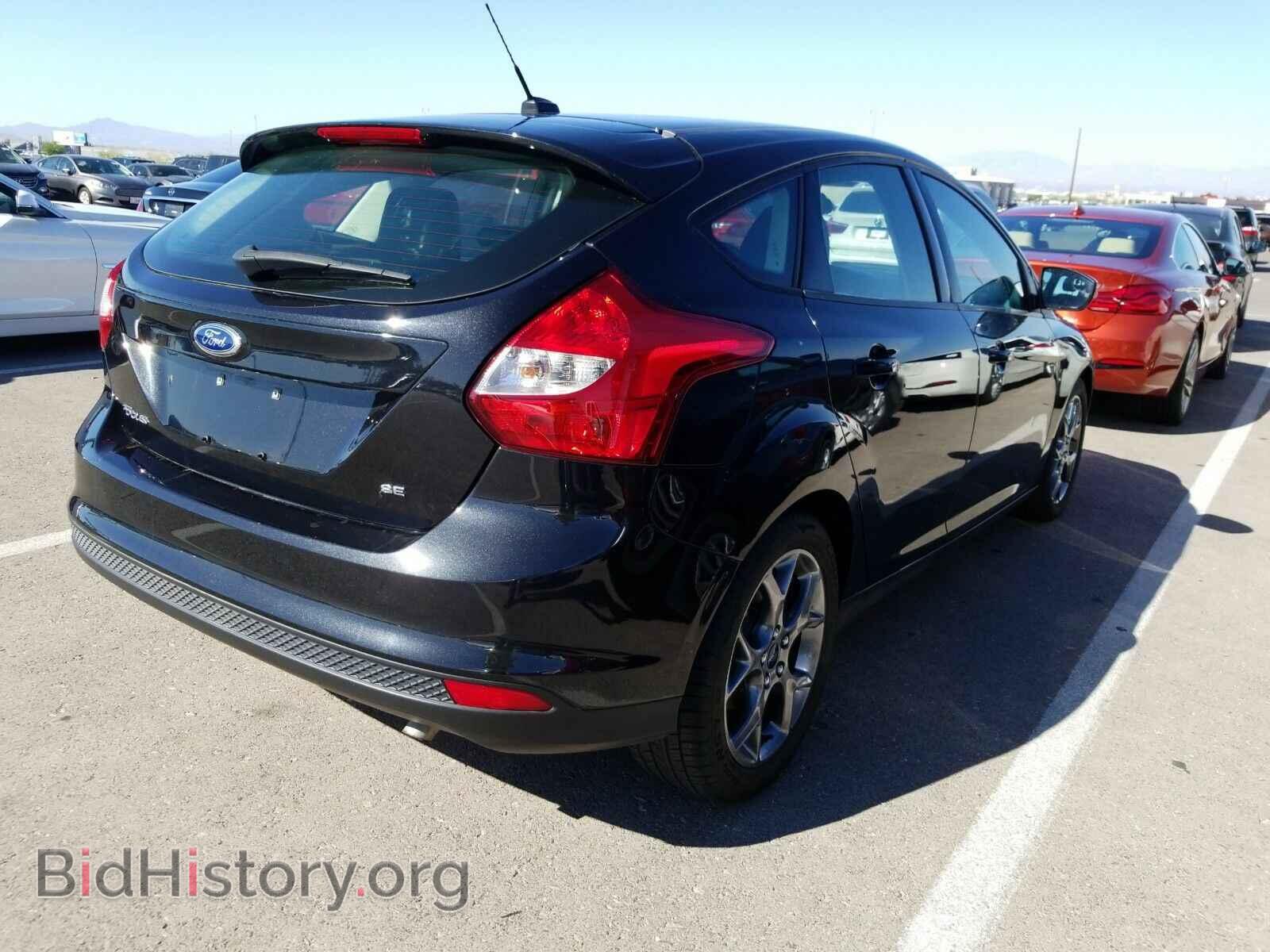 2014 Ford Focus - VIN: 1FADP3K2XEL144423 - Photo 2