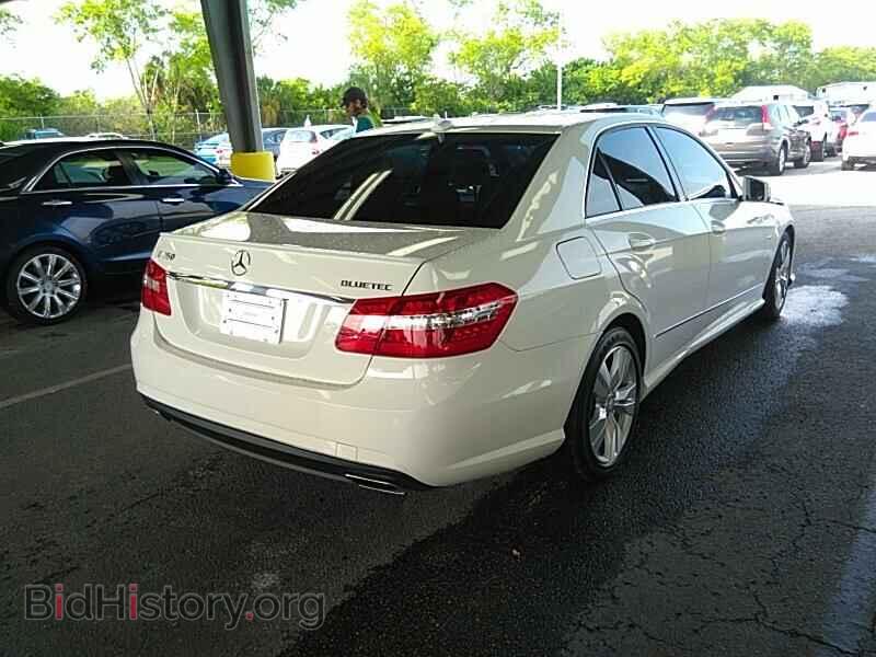 2011 Mercedes-Benz E-Class - VIN: WDDHF2EB7BA293521 - Фото 2