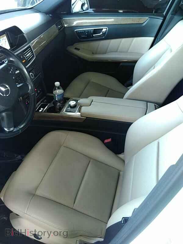 2011 Mercedes-Benz E-Class - VIN: WDDHF2EB7BA293521 - Фото 3